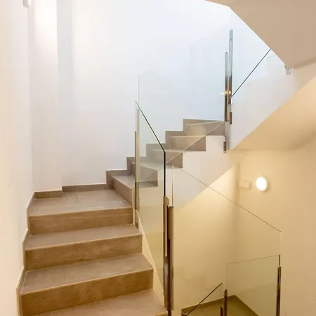 Apartment La Quinta 3 Bedroom Ultra Modern With Private Hot Tub