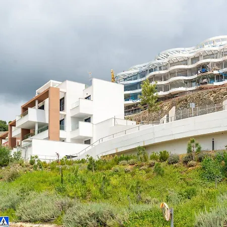 La Quinta 3 Bedroom Ultra Modern With Private Hot Tub Apartment Malaga