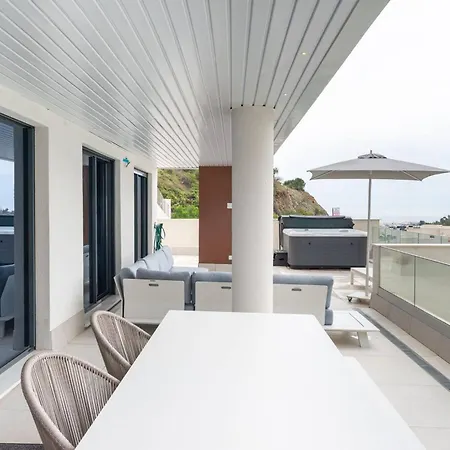 La Quinta 3 Bedroom Ultra Modern With Private Hot Tub Apartment Malaga