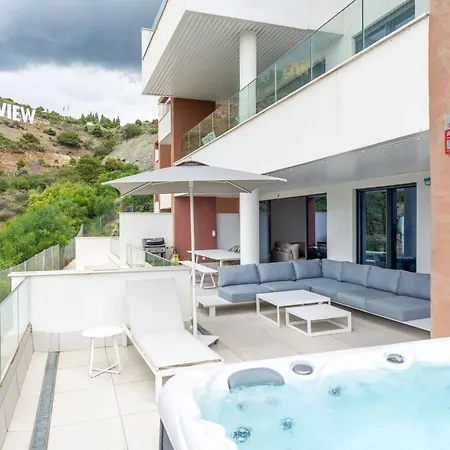 La Quinta 3 Bedroom Ultra Modern With Private Hot Tub *