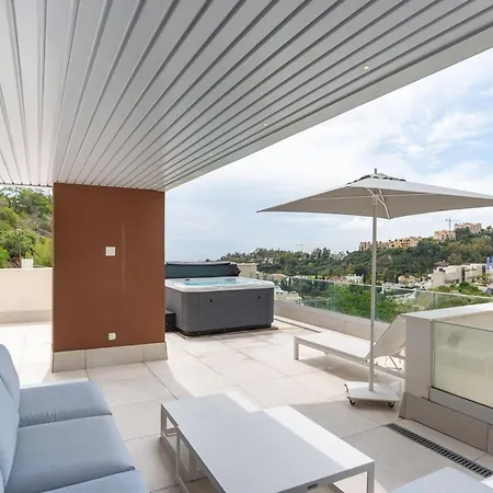 La Quinta 3 Bedroom Ultra Modern With Private Hot Tub *