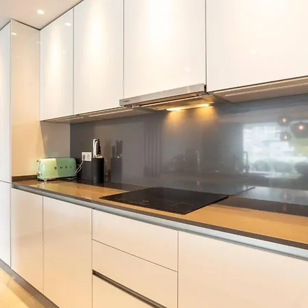 Apartment La Quinta 3 Bedroom Ultra Modern With Private Hot Tub