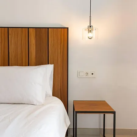Apartment La Quinta 3 Bedroom Ultra Modern With Private Hot Tub Malaga