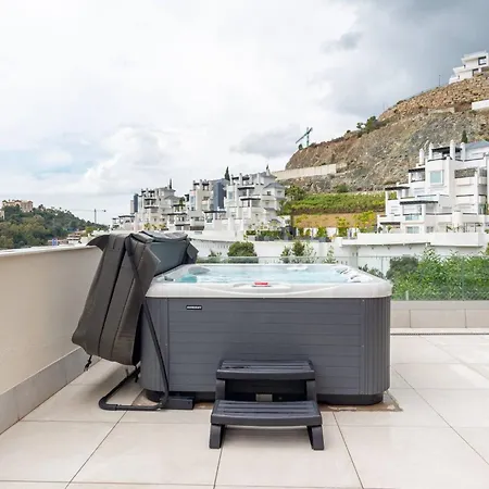 La Quinta 3 Bedroom Ultra Modern With Private Hot Tub