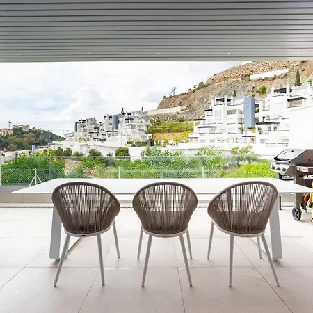 La Quinta 3 Bedroom Ultra Modern With Private Hot Tub מאלגה